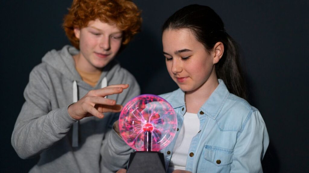 The Science Behind Sírius: What Makes It Shine So Bright?